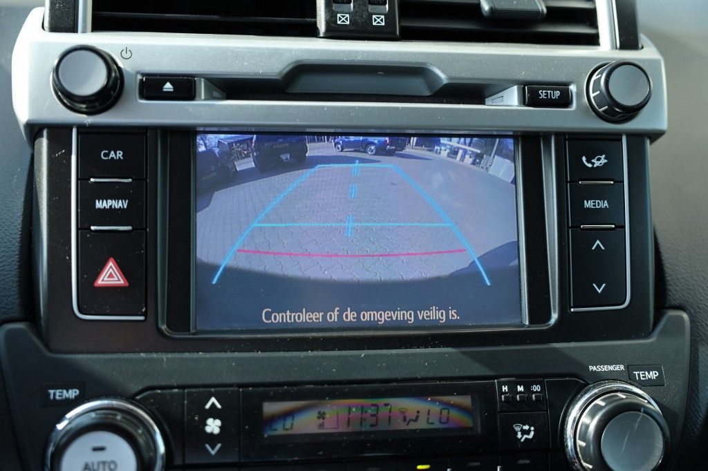 Toyota Landcruiser 150 2.8 D-4D 3DRS VX A/T VAN