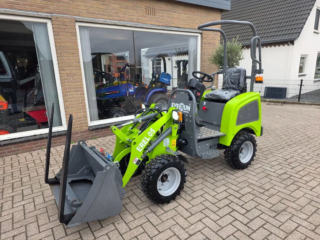 EVERUN Erel 05 elektrische shovel loader bak + lepels