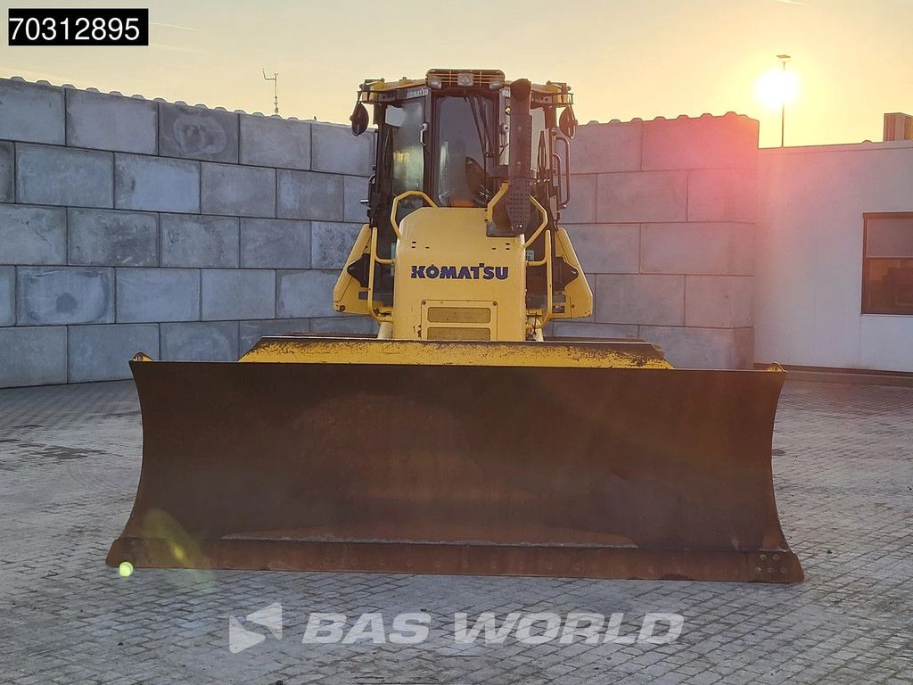 Komatsu D61 PX -24 Ripper Valve