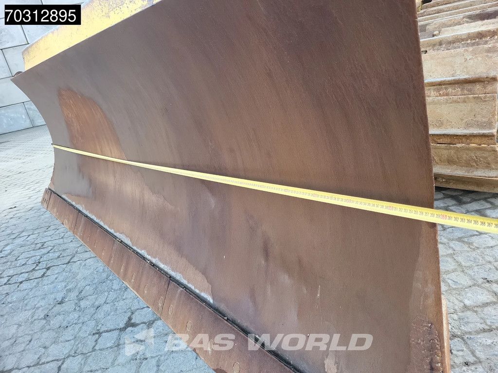 Komatsu D61 PX -24 Ripper Valve