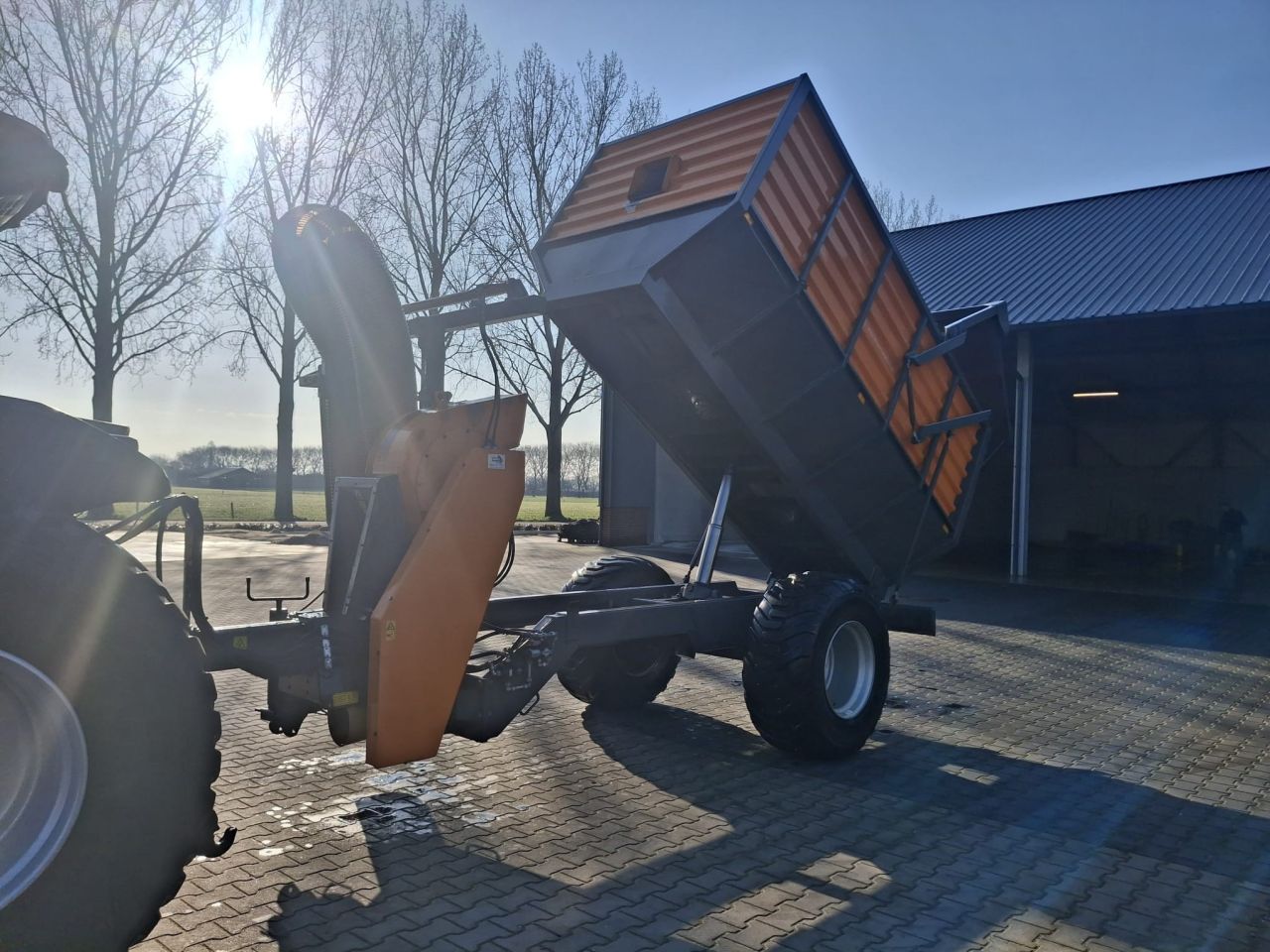 Votex KWH bladzuigwagen