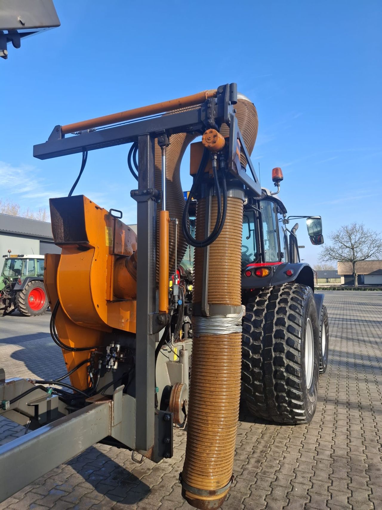 Votex KWH bladzuigwagen