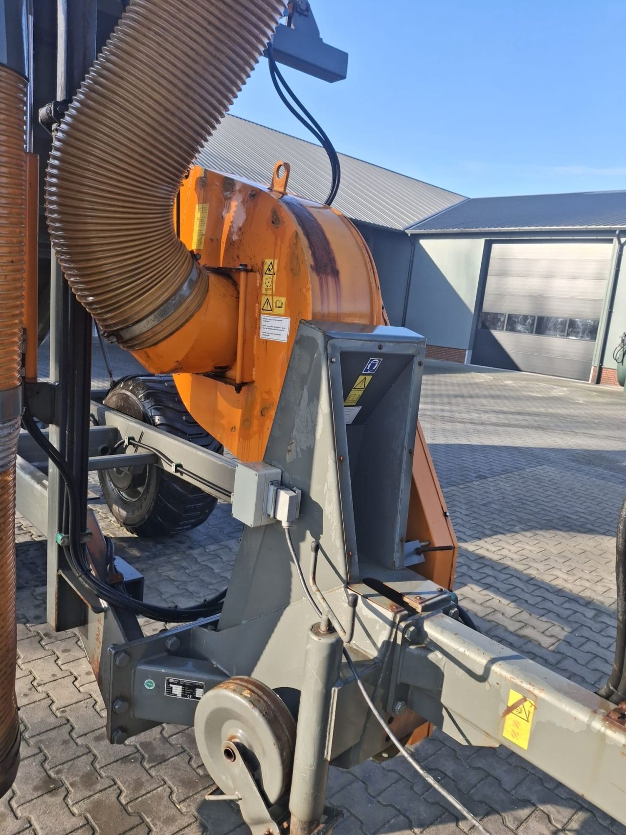 Votex KWH bladzuigwagen