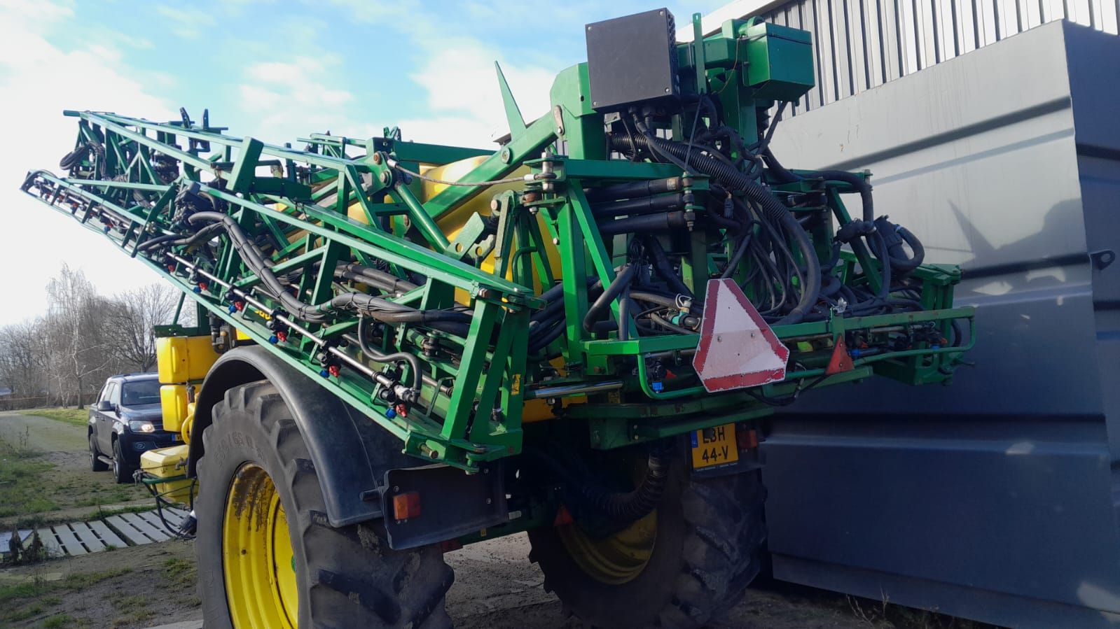 John Deere 840i veldspuit