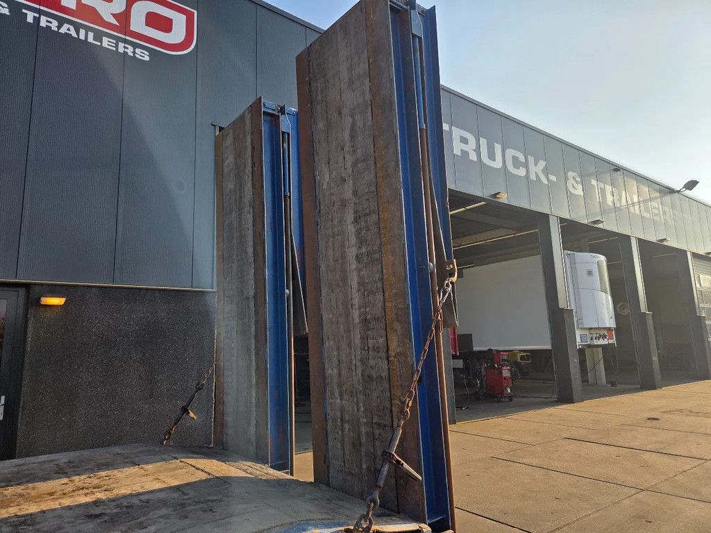 Nooteboom 3 as bladgeveerd, hydr rampen