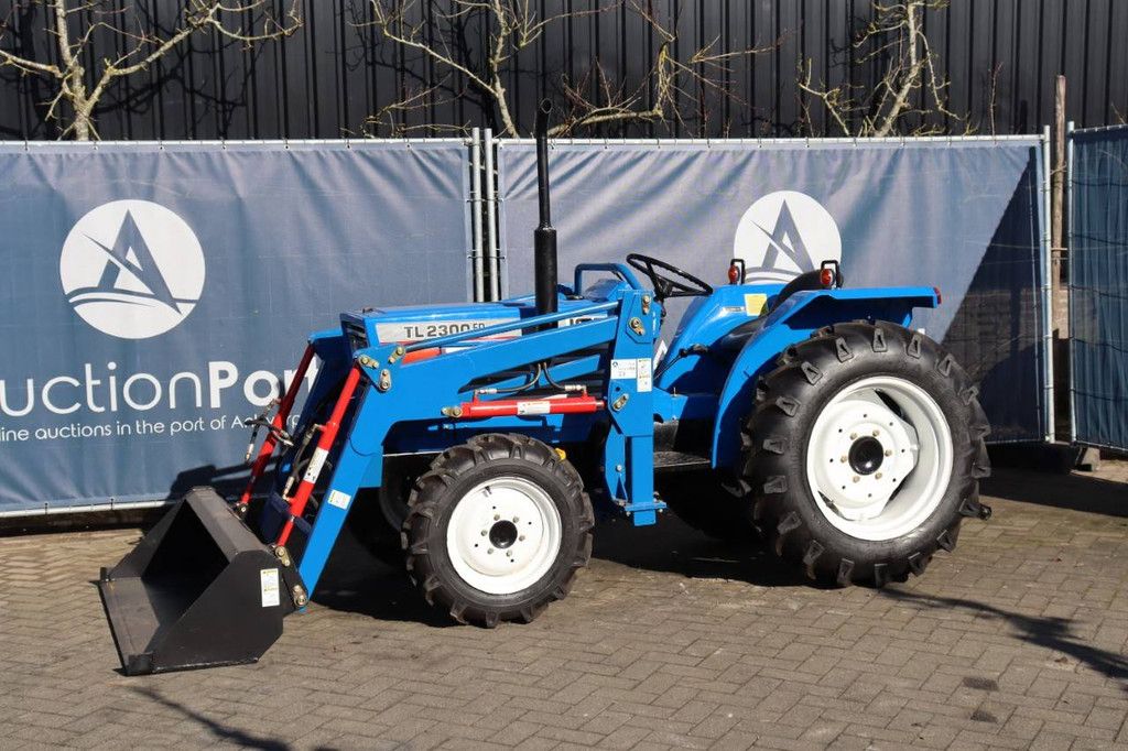 Iseki TL2300FD Diesel-Kleintraktor mit 23 PS und Frontlader