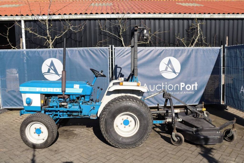 Kleintraktor Ford 1710 Diesel 26 PS mit Mähwerk