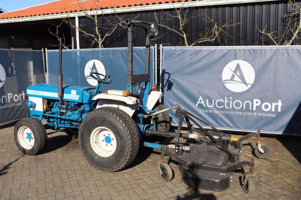 Kleintraktor Ford 1710 Diesel 26 PS mit Mähwerk