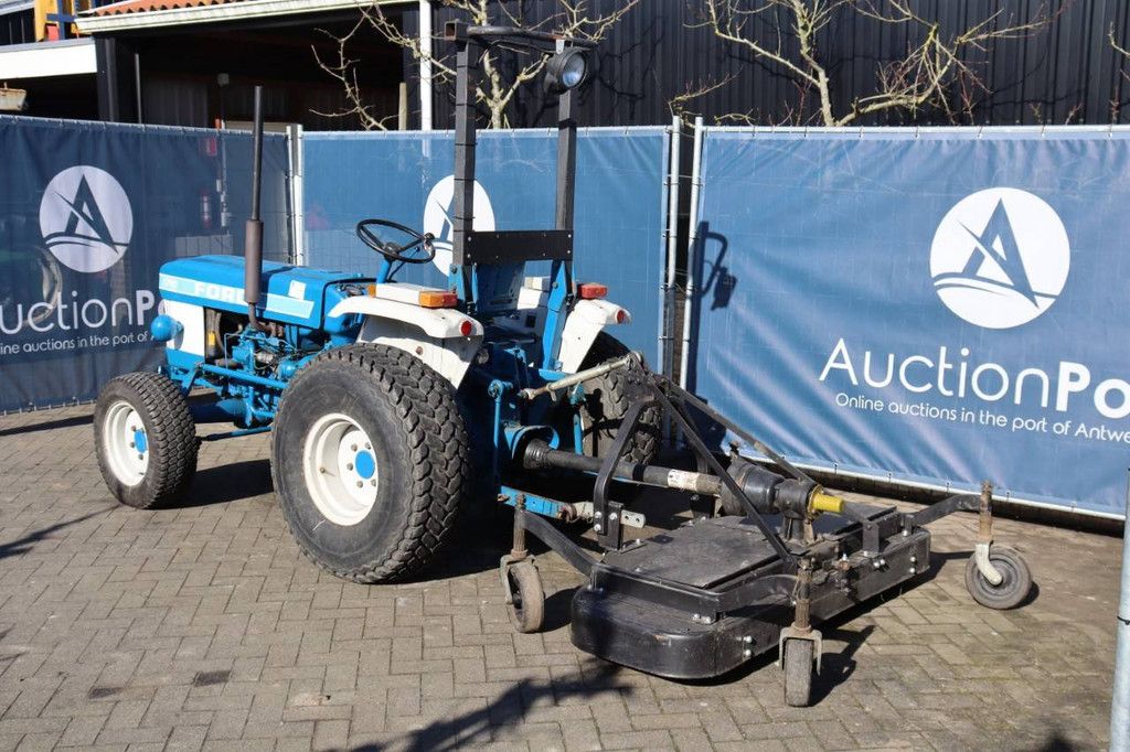 Kleintraktor Ford 1710 Diesel 26 PS mit Mähwerk