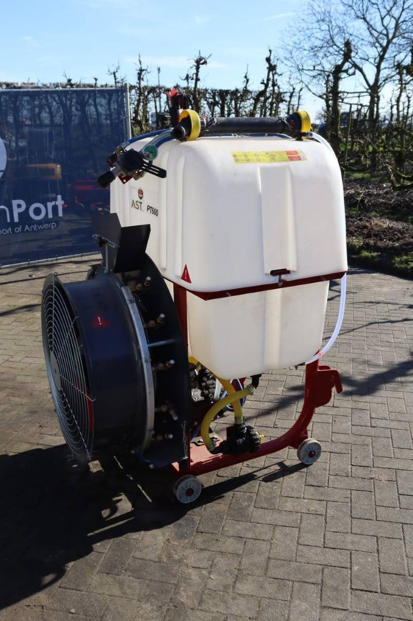 Feldspritze AST PT600 2024