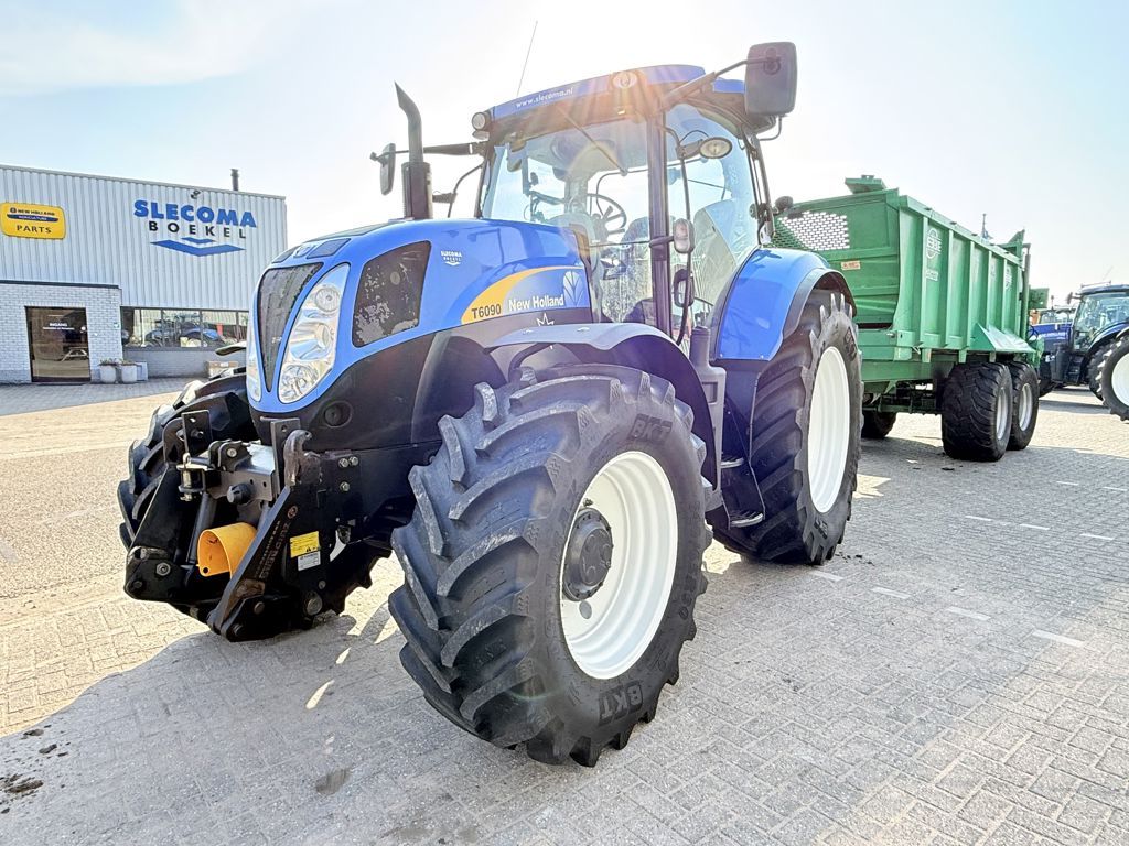 New Holland NH T6090 Range Command