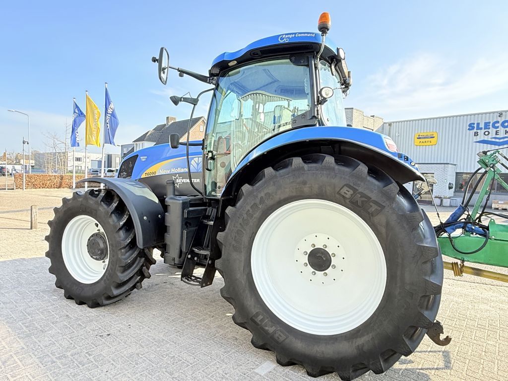 New Holland NH T6090 Range Command