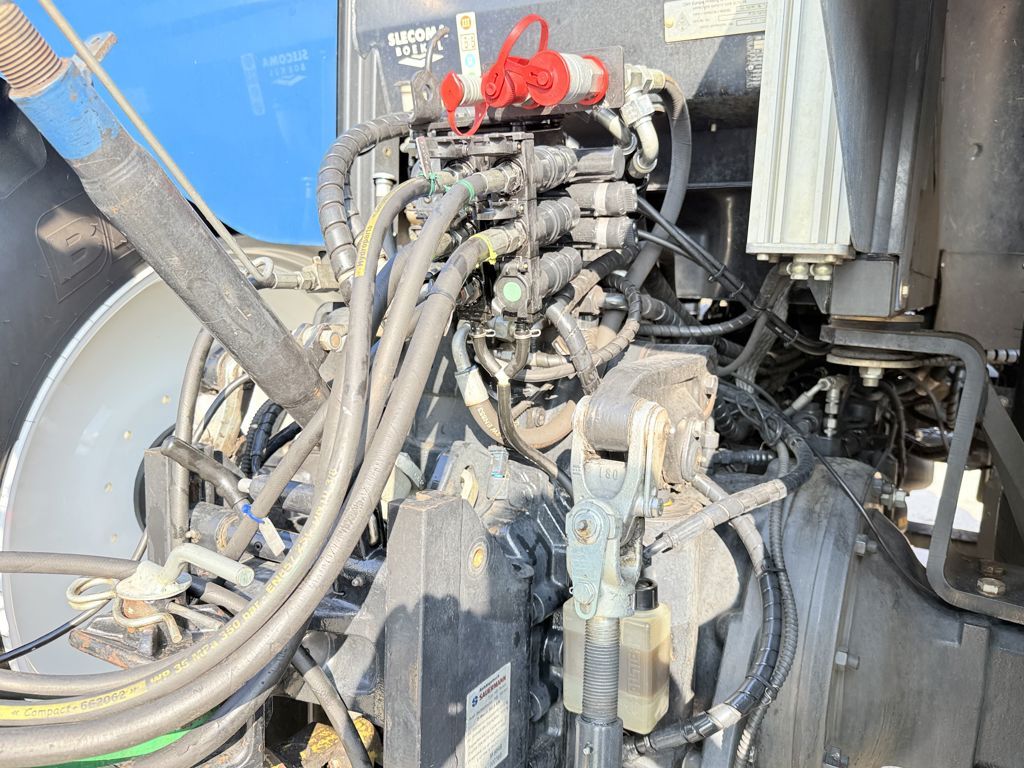 New Holland NH T6090 Range Command