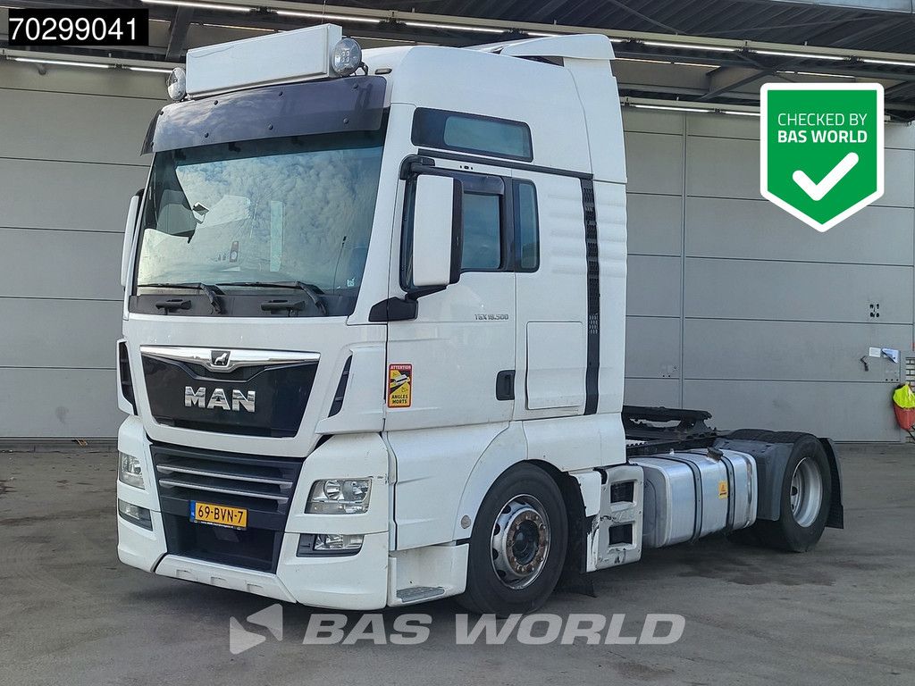 MAN TGX 18.500 4X2 DAMAGED! NL-Truck Retarder 2x Tanks Standklima Xenon Euro 6