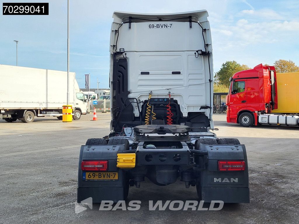 MAN TGX 18.500 4X2 DAMAGED! NL-Truck Retarder 2x Tanks Standklima Xenon Euro 6