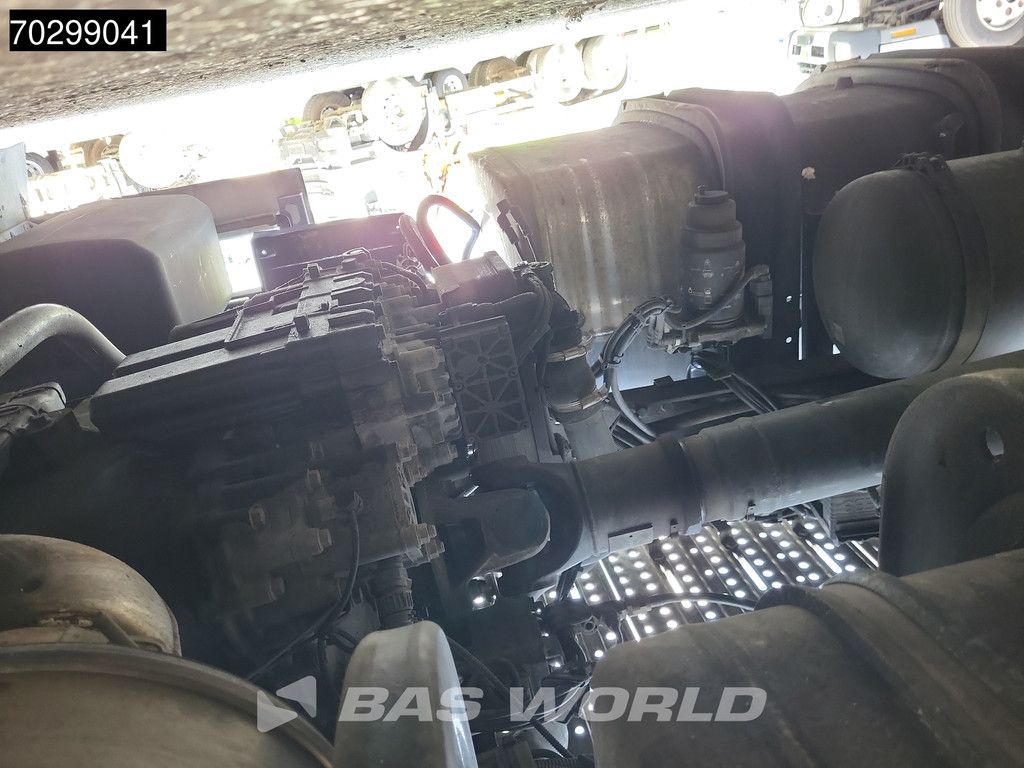 MAN TGX 18.500 4X2 DAMAGED! NL-Truck Retarder 2x Tanks Standklima Xenon Euro 6