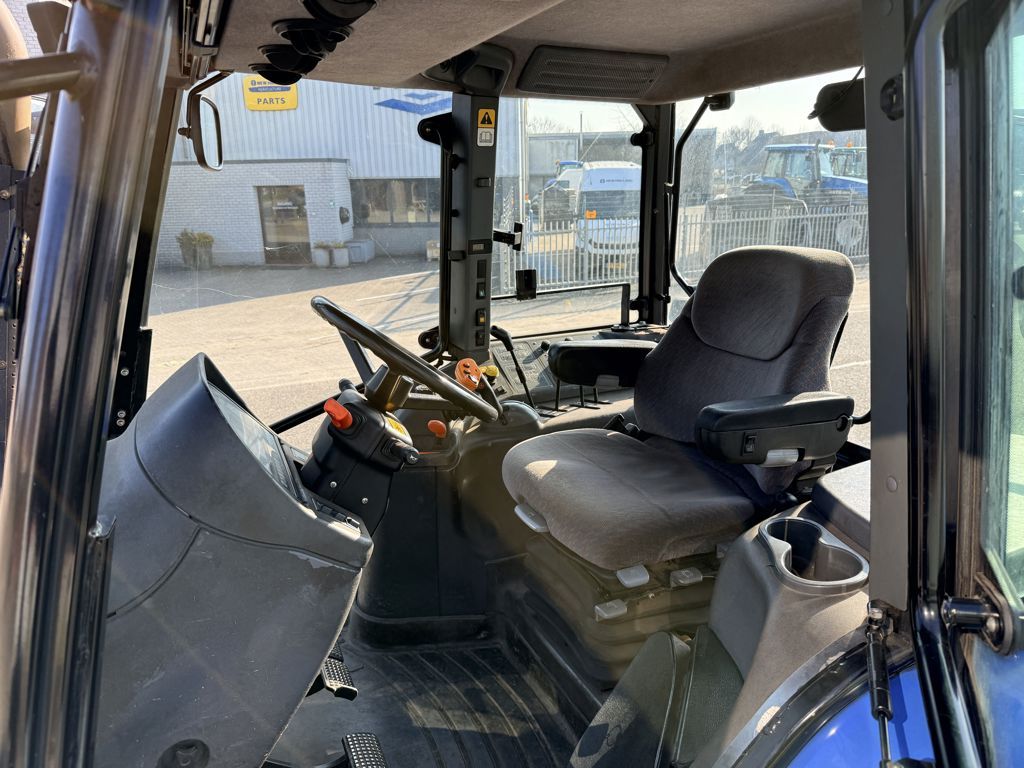 New Holland TM120 Range Command Fronthef + PTO