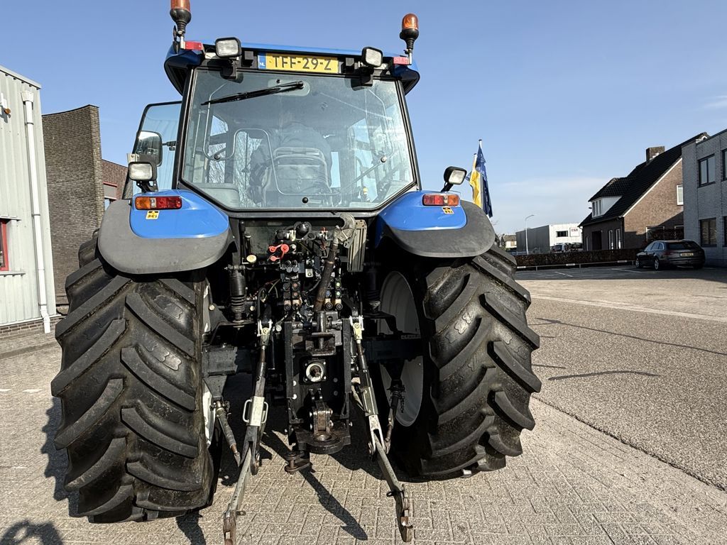 New Holland TM120 Range Command Fronthef + PTO