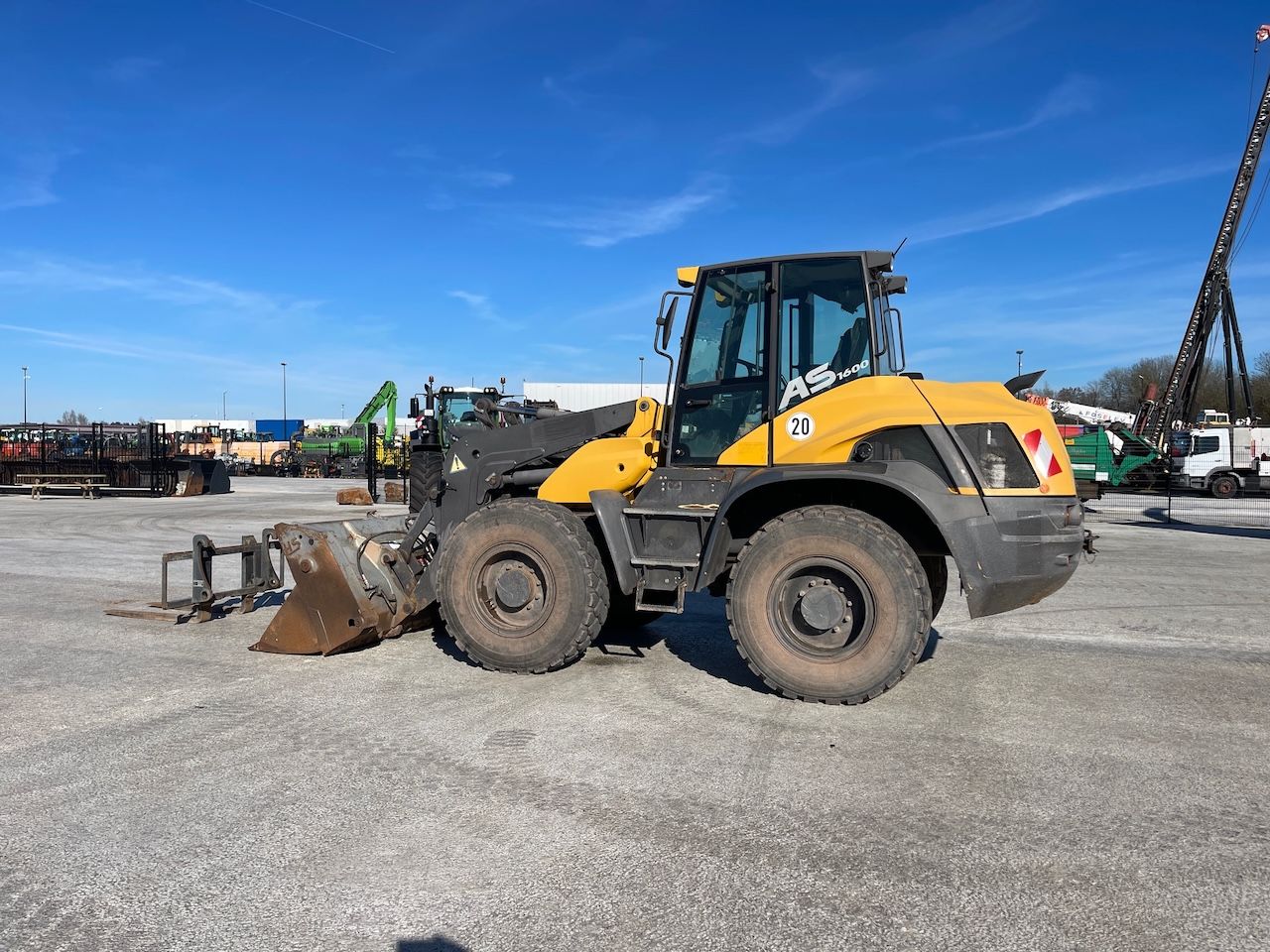 Mecalac AS1600 Zwenklader