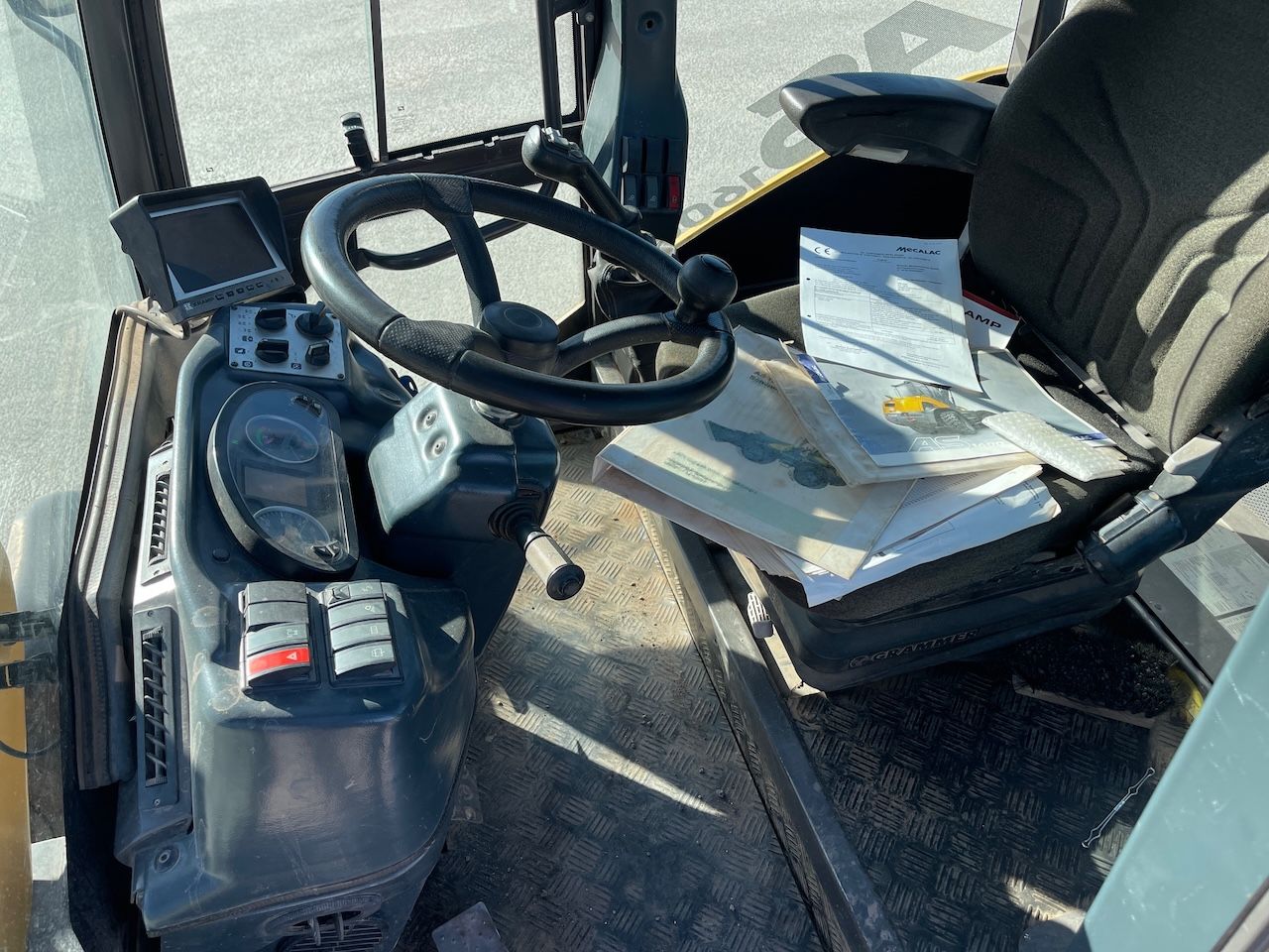 Mecalac AS1600 Zwenklader