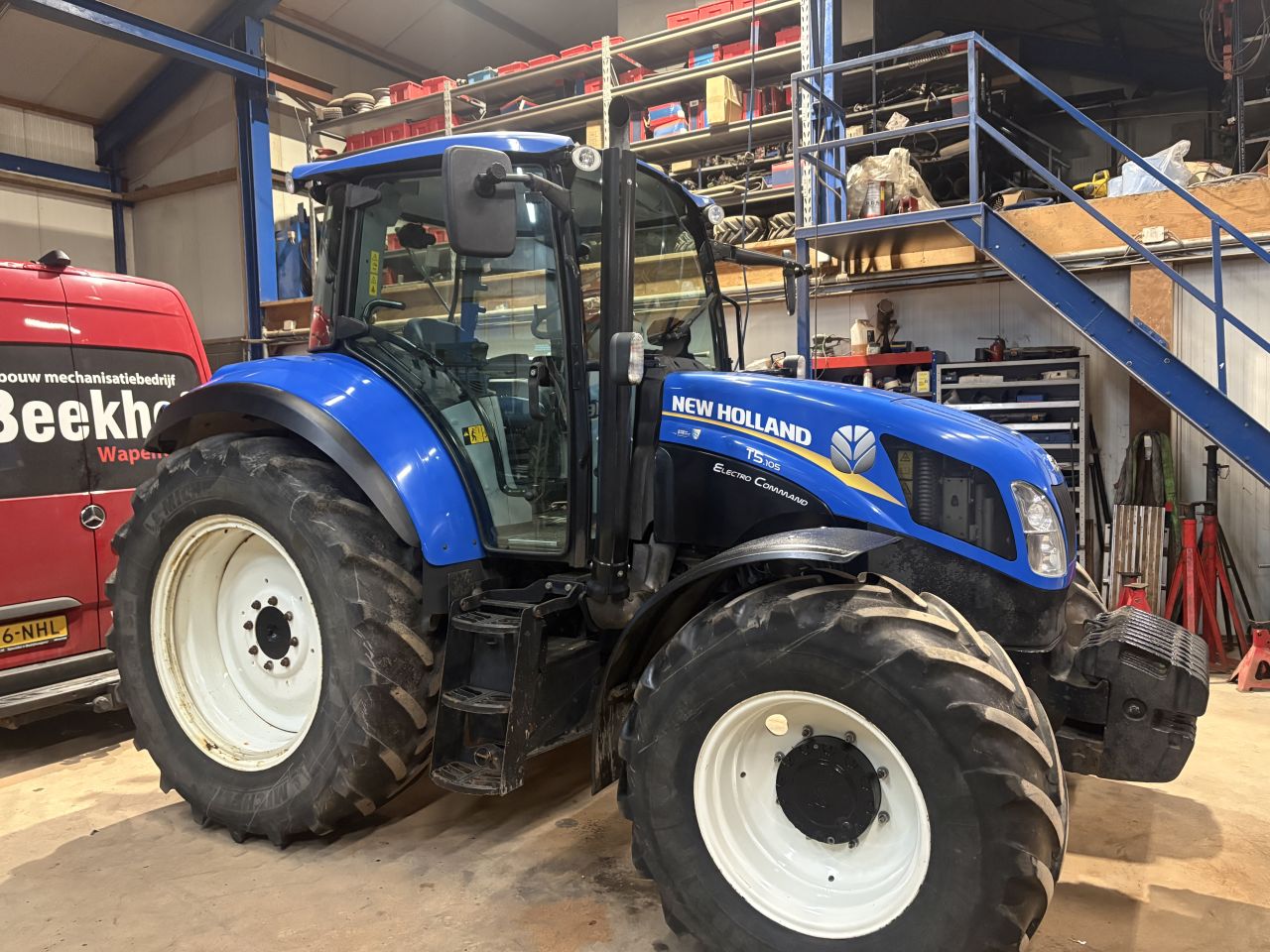 New Holland T5.105 electro command