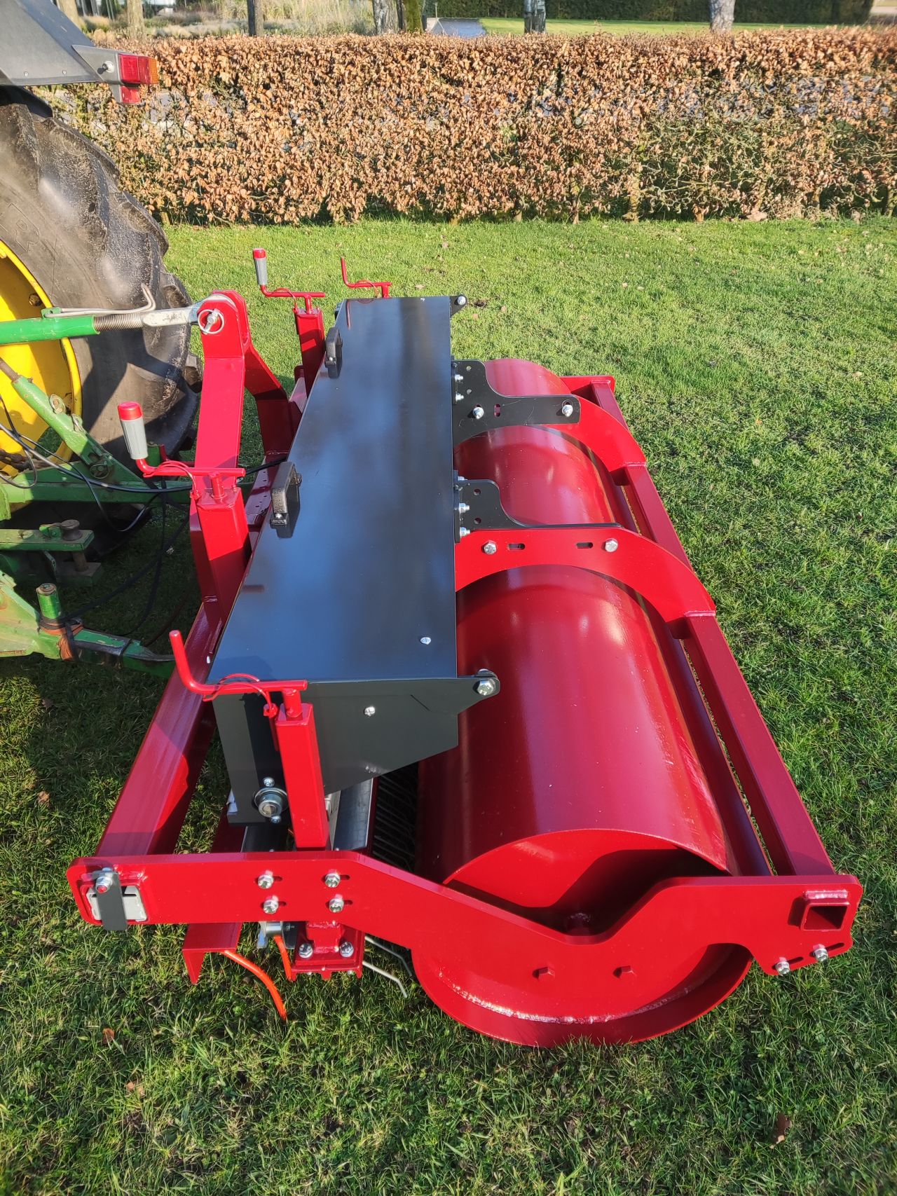NIEUWE (door)zaaimachines voor (midi)tractor (200 cm.)