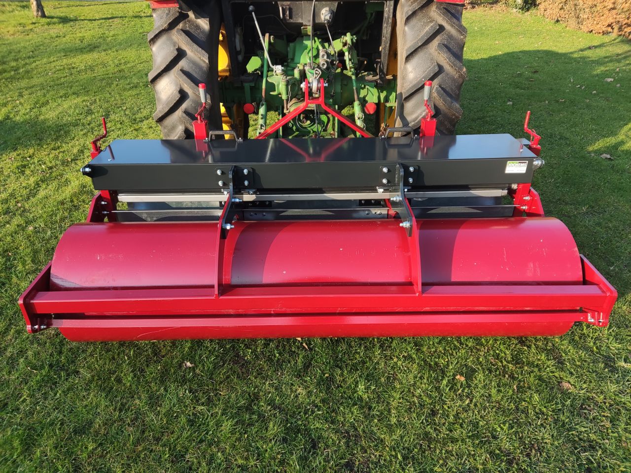 NIEUWE (door)zaaimachines voor (midi)tractor (200 cm.)