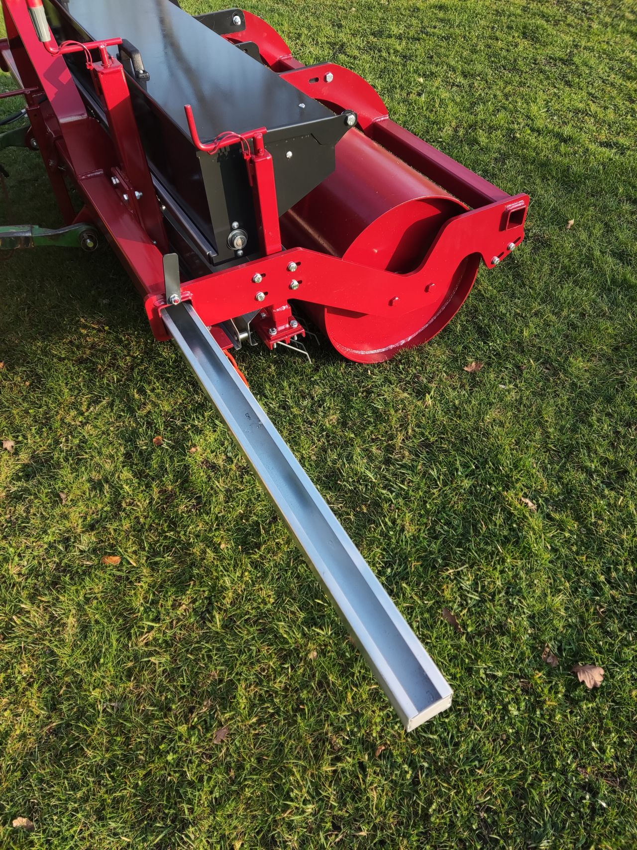 NIEUWE (door)zaaimachines voor (midi)tractor (200 cm.)