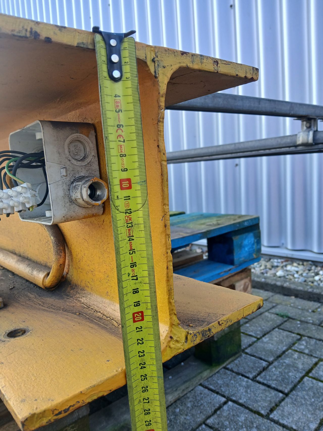 Half portaal kraan. Portaalkraan, Hijsbalk , Bovenloopkraan