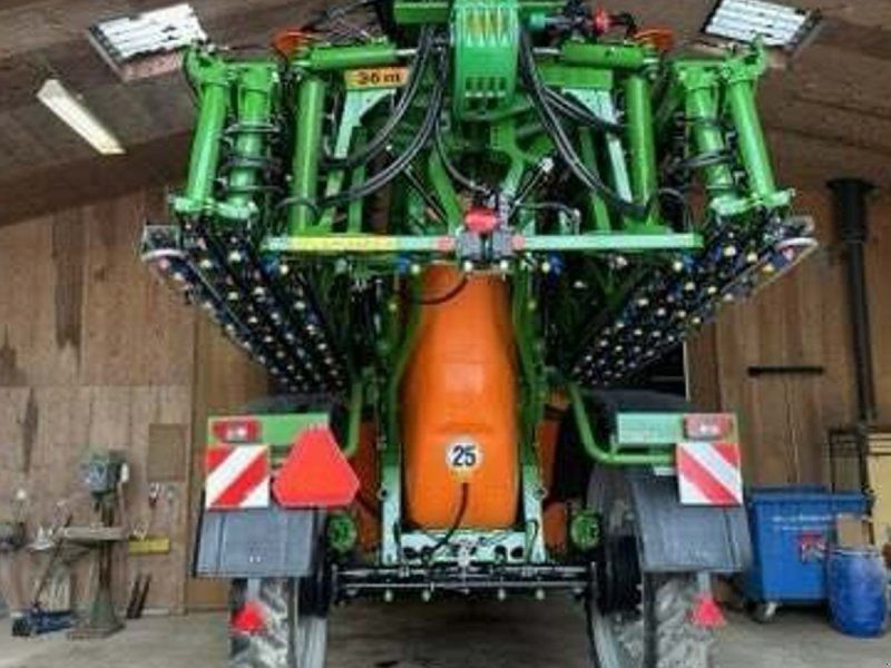 Amazone UX 6200 Super  Trailer sprøjte