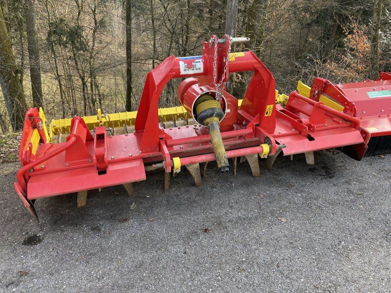 Pöttinger Kreiselge Lion 251