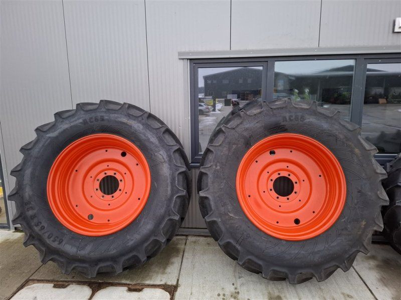 Mitas 540/65 R28 & 650/65 R38