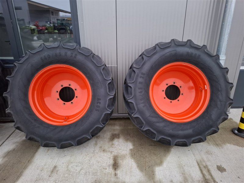 Mitas 540/65 R28 & 650/65 R38