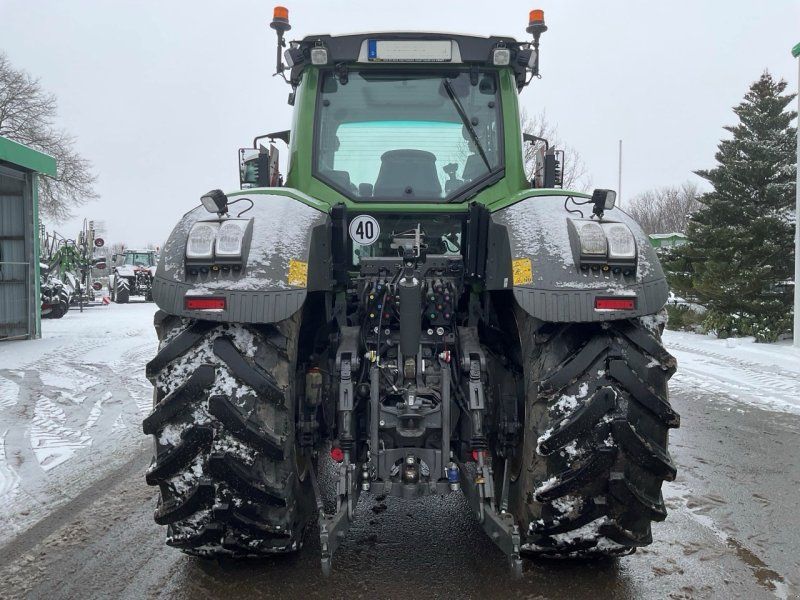 Fendt 828 Vario S4 ProfiPlus