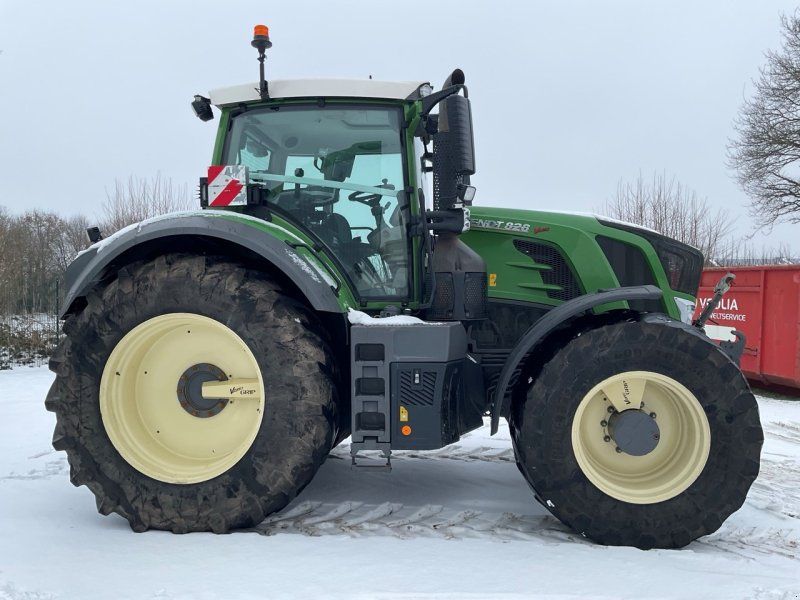 Fendt 828 Vario S4 ProfiPlus