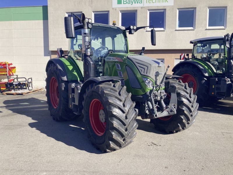 Fendt GEBR. 724 VARIO S4 PROFI