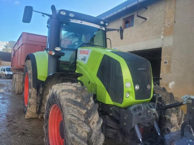 Claas AXION 820