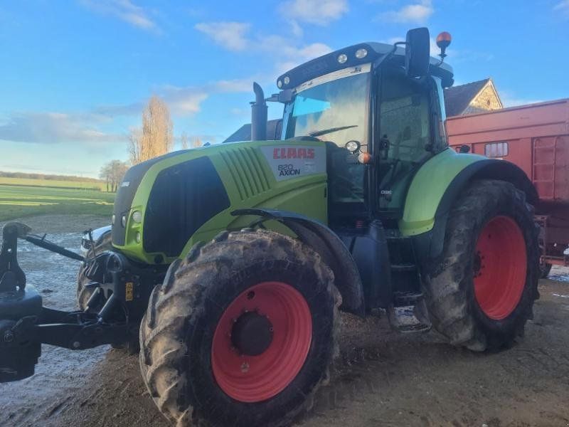 Claas AXION 820