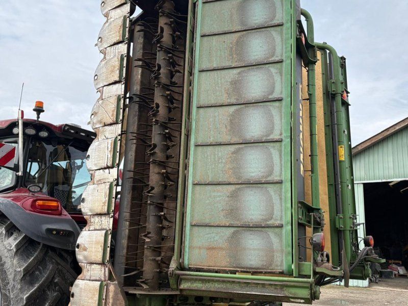 Krone Easycut B 1000 CV og F 360 CV med bånd