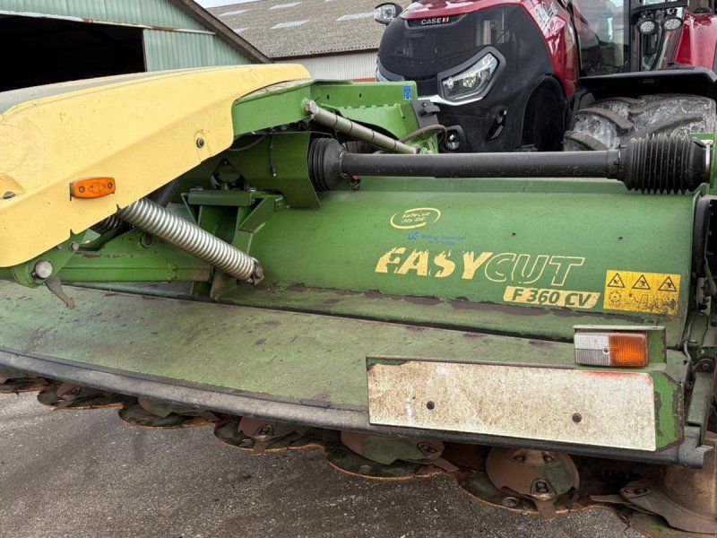 Krone Easycut B 1000 CV og F 360 CV med bånd
