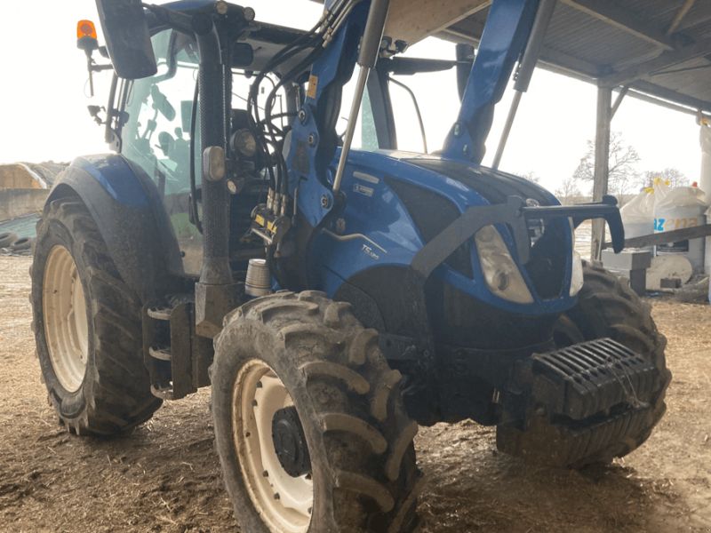 New Holland T5.120 DYNAMIC COMMAND