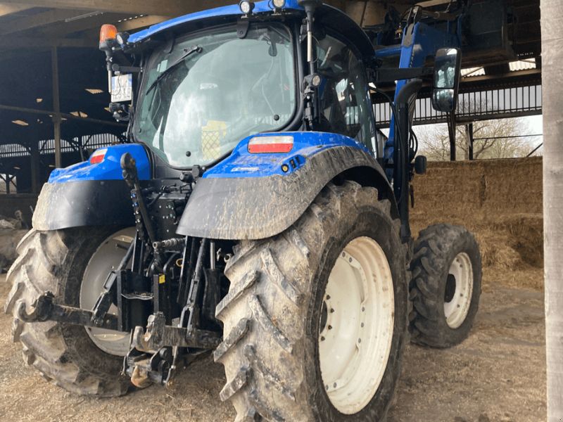New Holland T5.120 DYNAMIC COMMAND