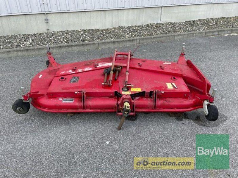 Massey Ferguson ZWISCHENACHSMÄHW.J2S1540