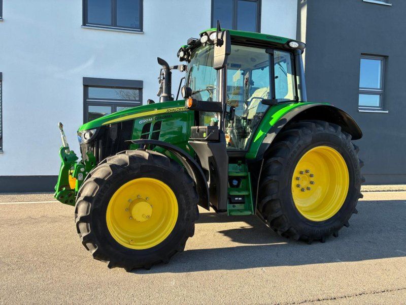 John Deere 6120 M