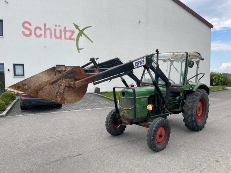 Deutz-Fahr D 4005 mit Frontlader