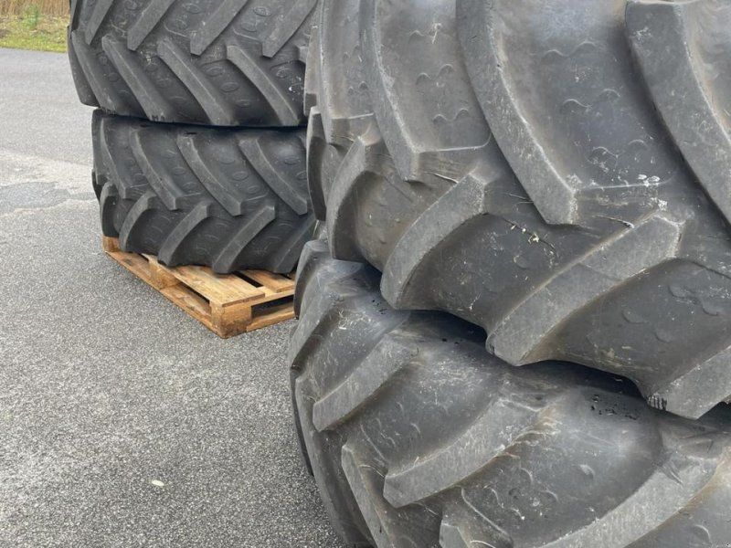 Fendt Räder mit 2.25m Spur, 828 826, 620/70 R46 600/70 R30