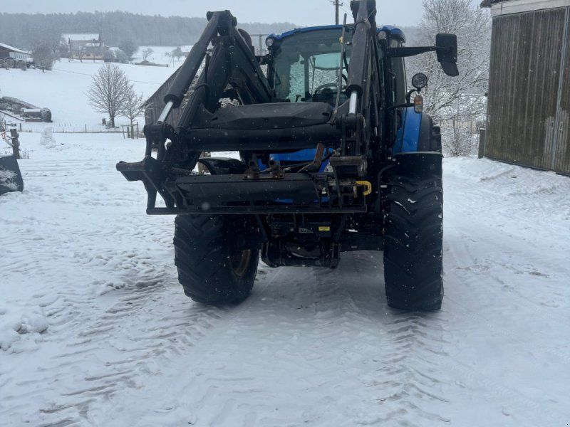New Holland T 5.95