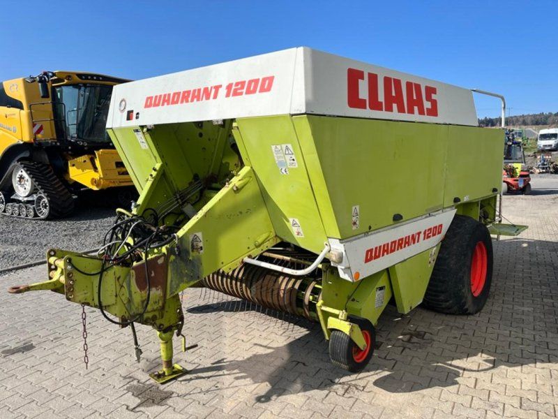 Claas Quadrant 1200