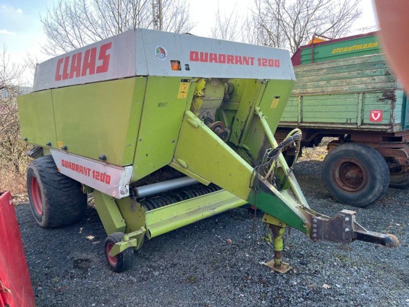 Claas Quadrant 1200