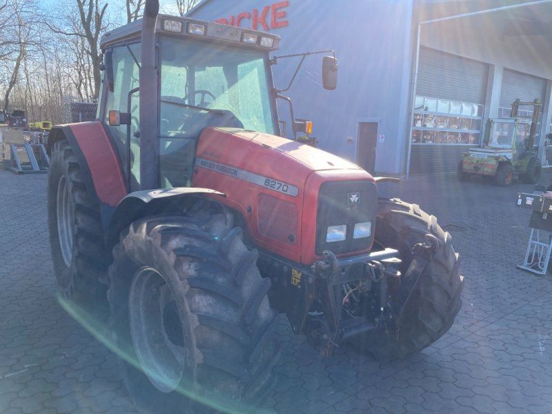 Massey Ferguson 6270